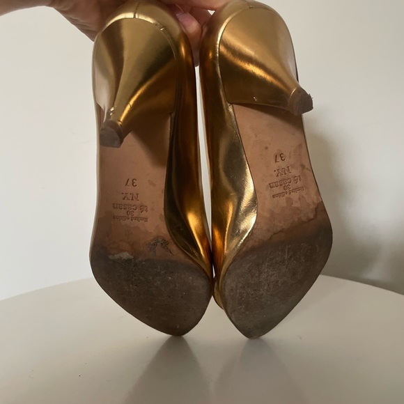 gold tè casan heels - Picture 5 of 5